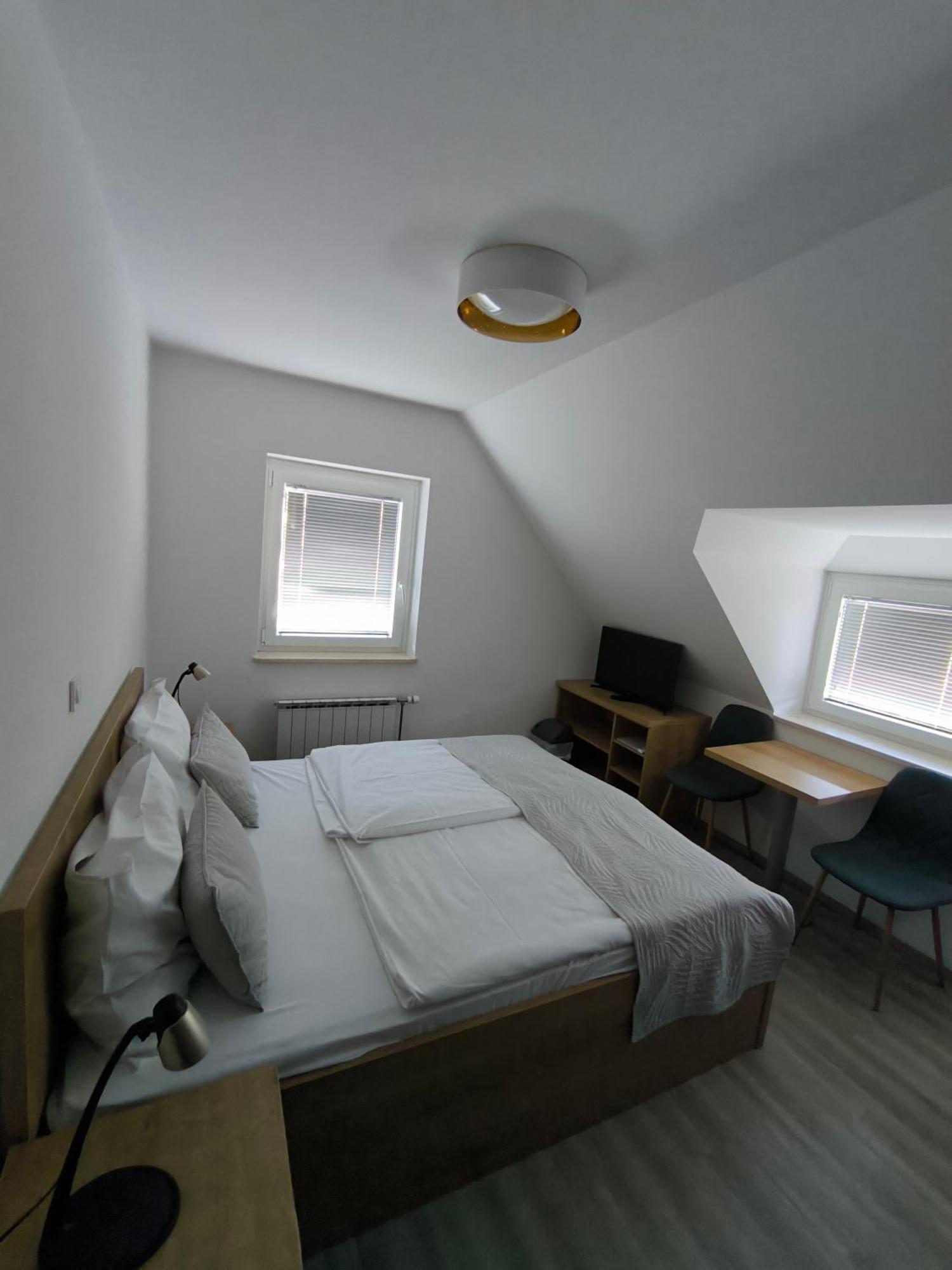 Guesthouse Haler Podcetrtek Bagian luar foto