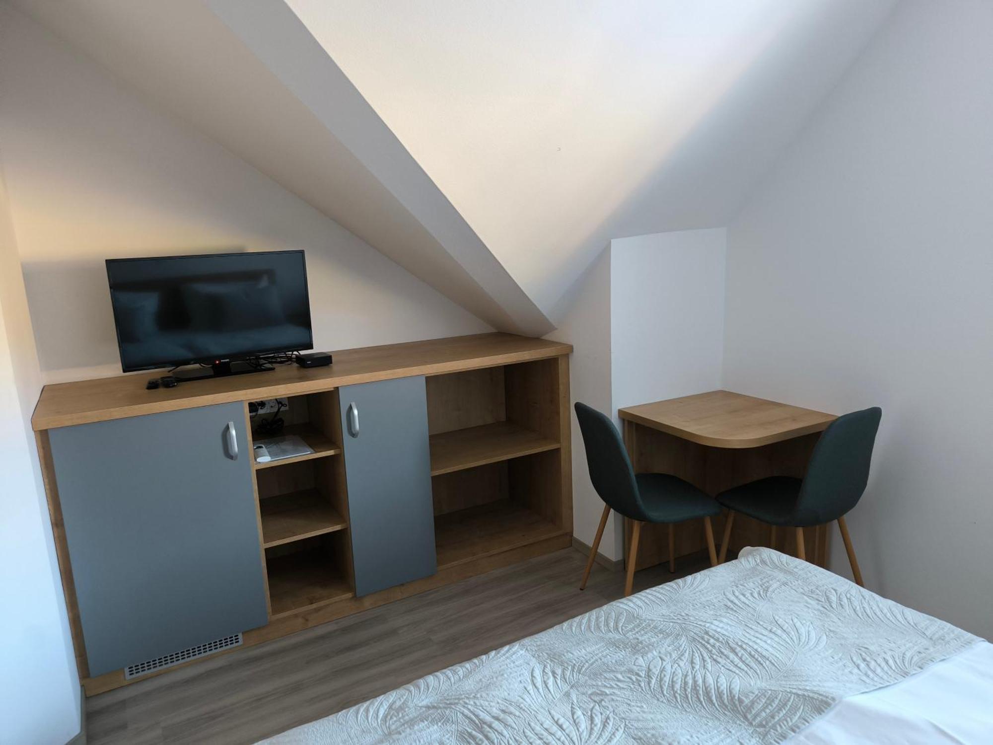 Guesthouse Haler Podcetrtek Bagian luar foto