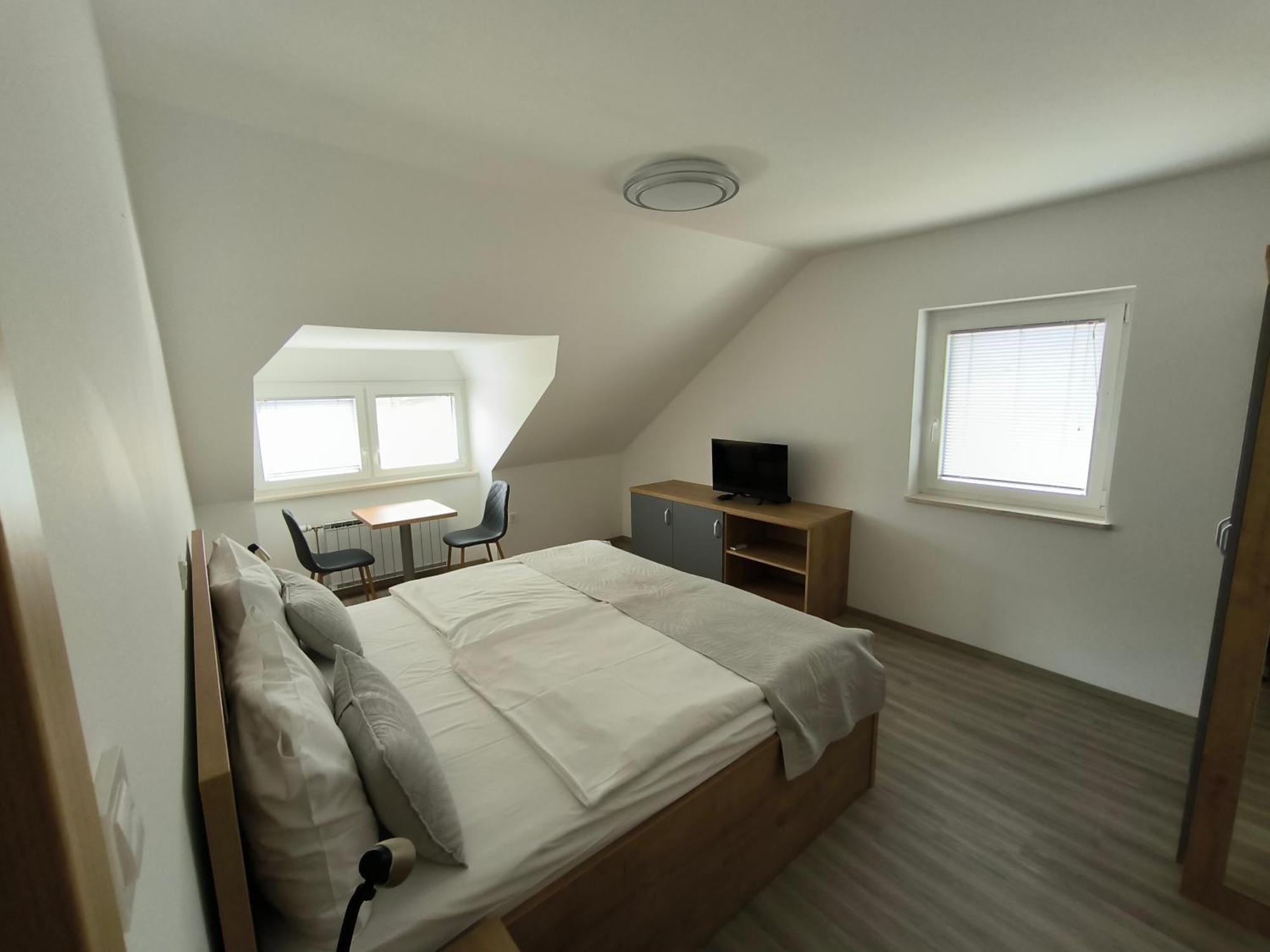 Guesthouse Haler Podcetrtek Bagian luar foto